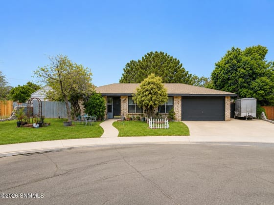964 Valle Hermosa, Las Cruces, NM 88005 photo 2