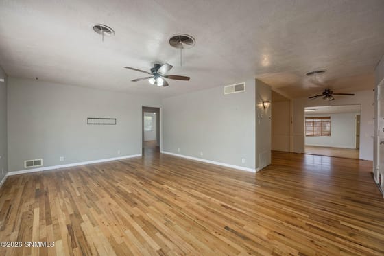 160 Roberts Drive, Las Cruces, NM 88005 photo 4