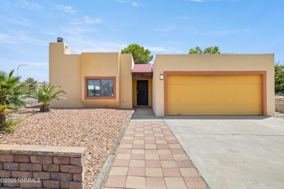 3840 Garnet Street, Las Cruces, NM 88012 photo 2