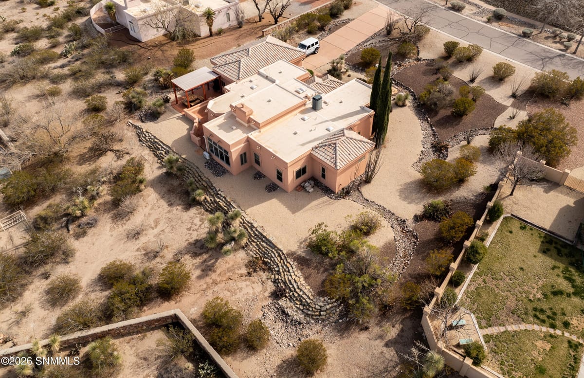 3436 Vista Primera Road, Las Cruces, NM 88011 photo 2