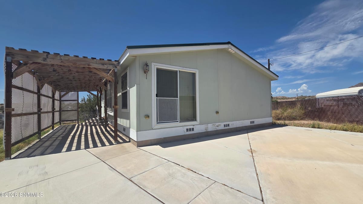 425 Morgan Street, Truth or Consequences, NM 87901 photo 1