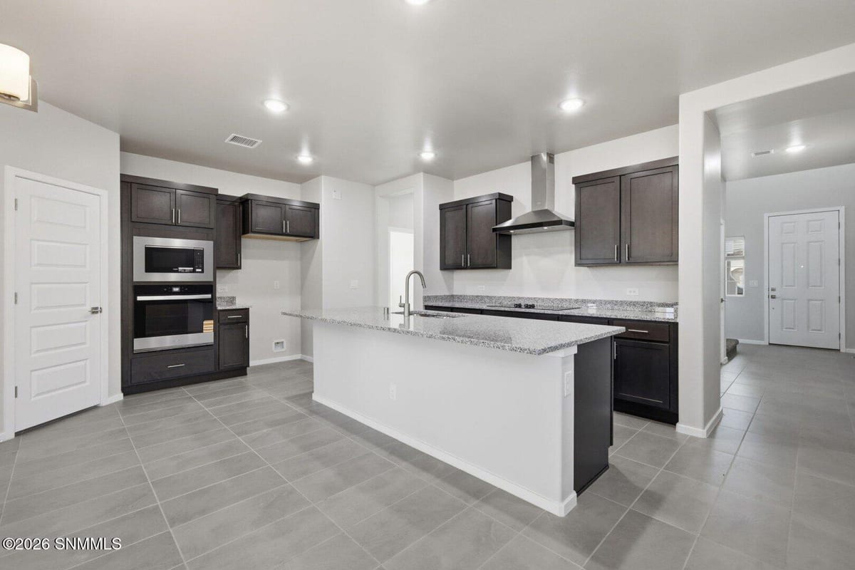 7018 Cathedral Road, Las Cruces, NM 88012 photo 2