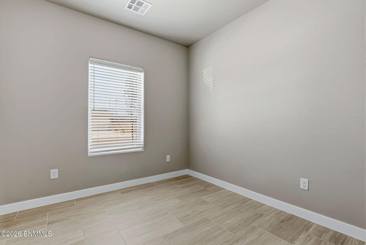 2043 Meteor Street, Las Cruces, NM 88012 photo 1