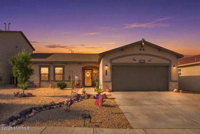 7250 Aretha Way, Las Cruces, NM – 3 bedroom, 1,444 sqft single family residence for sale at $299,999