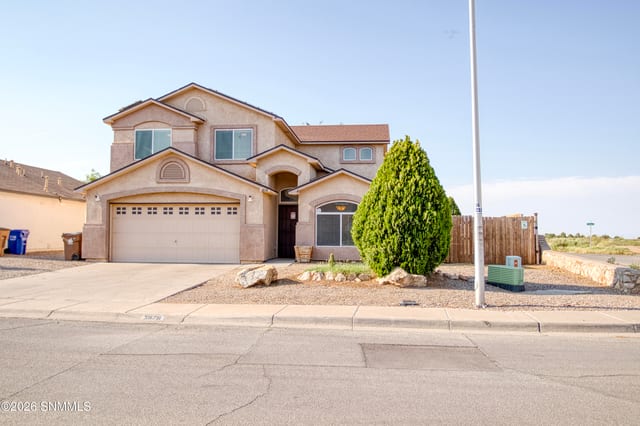 5878 Moon View Drive, Las Cruces, NM – 4 bedroom, 2,219 sqft single family residence for sale at $285,000