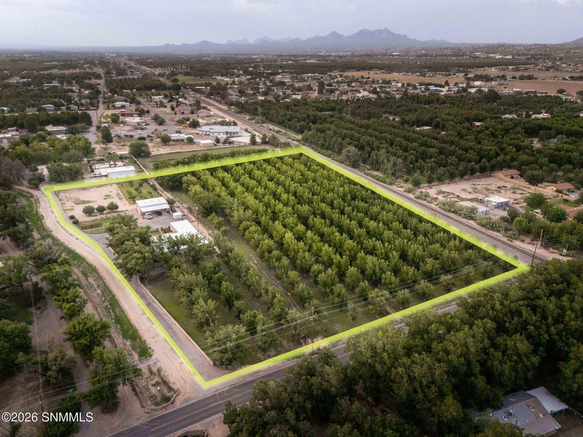 820 Engler Road, Las Cruces, NM 88007 photo 1