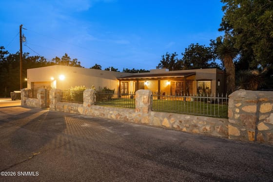 820 Engler Road, Las Cruces, NM 88007 photo 2