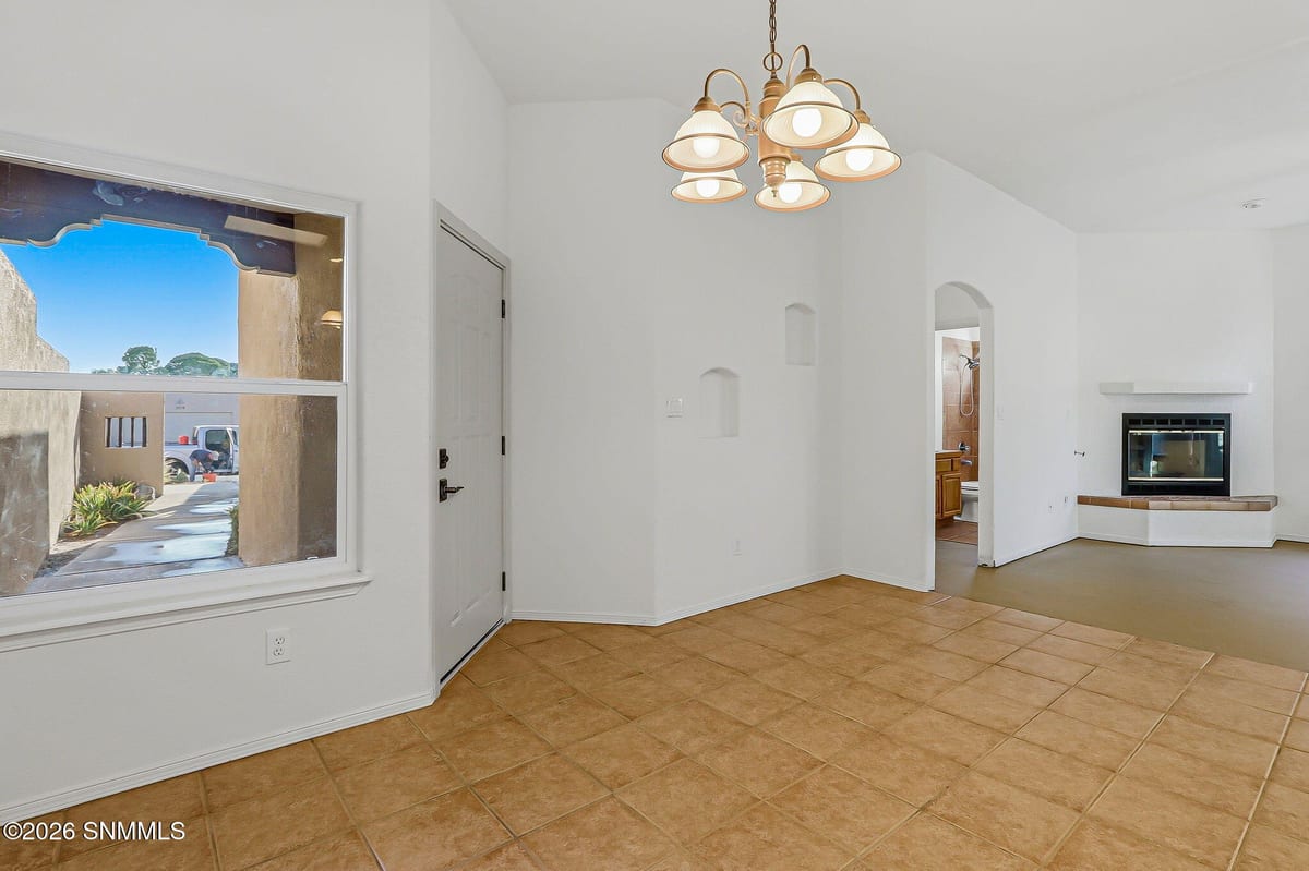 3260 Eagle Ridge Drive, Las Cruces, NM 88012 photo 5