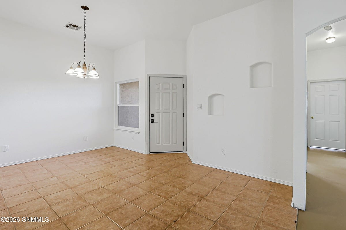 3260 Eagle Ridge Drive, Las Cruces, NM 88012 photo 6