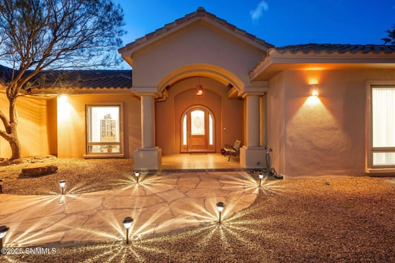 5118 Silver King Road, Las Cruces, NM 88011 photo 2