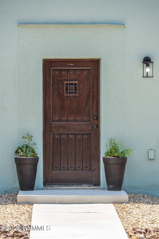 215 W Greening Avenue, Las Cruces, NM 88005 photo 5