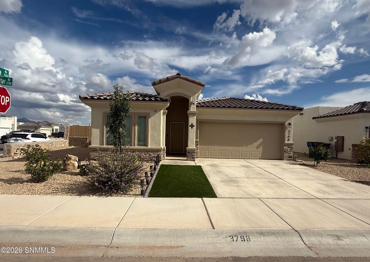 3798 Gibraltar Road, Las Cruces, NM 88012 photo 1