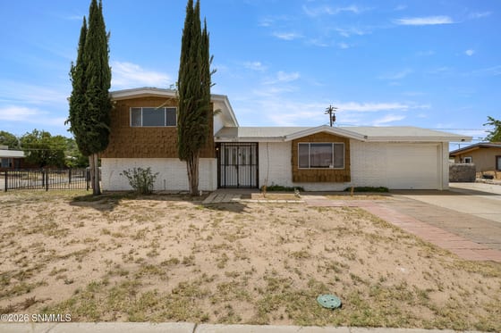 2090 Payne Court, Las Cruces, NM 88001 photo 3