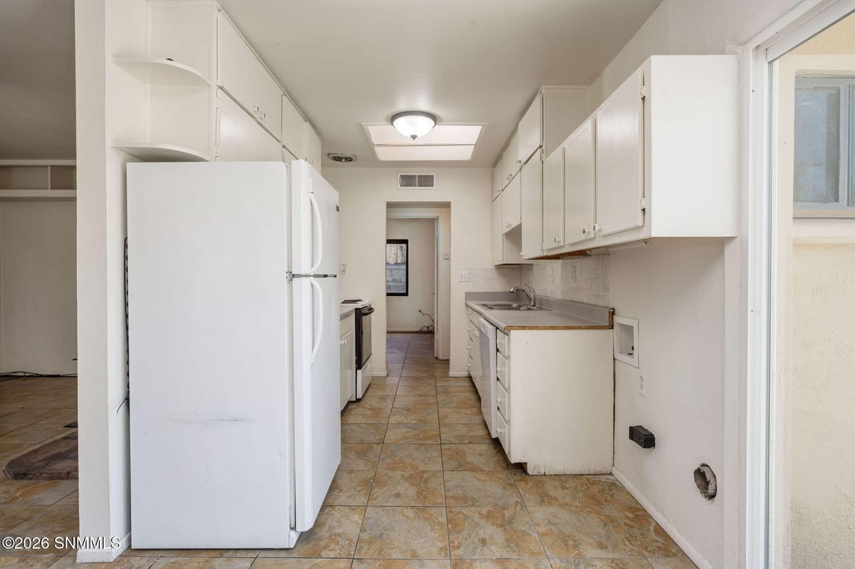2030 Chilton Drive, Las Cruces, NM 88001 photo 10