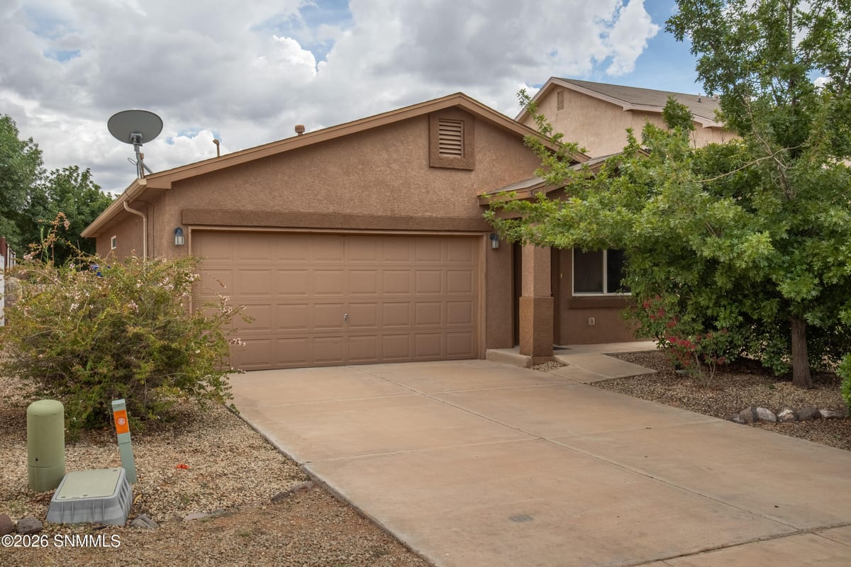 5124 Kensington Way, Las Cruces, NM 88012 photo 1