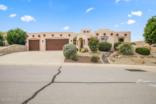 4261 Ceres Court, Las Cruces, NM – 3 bedroom, 2,184 sqft single family residence for sale at $490,000