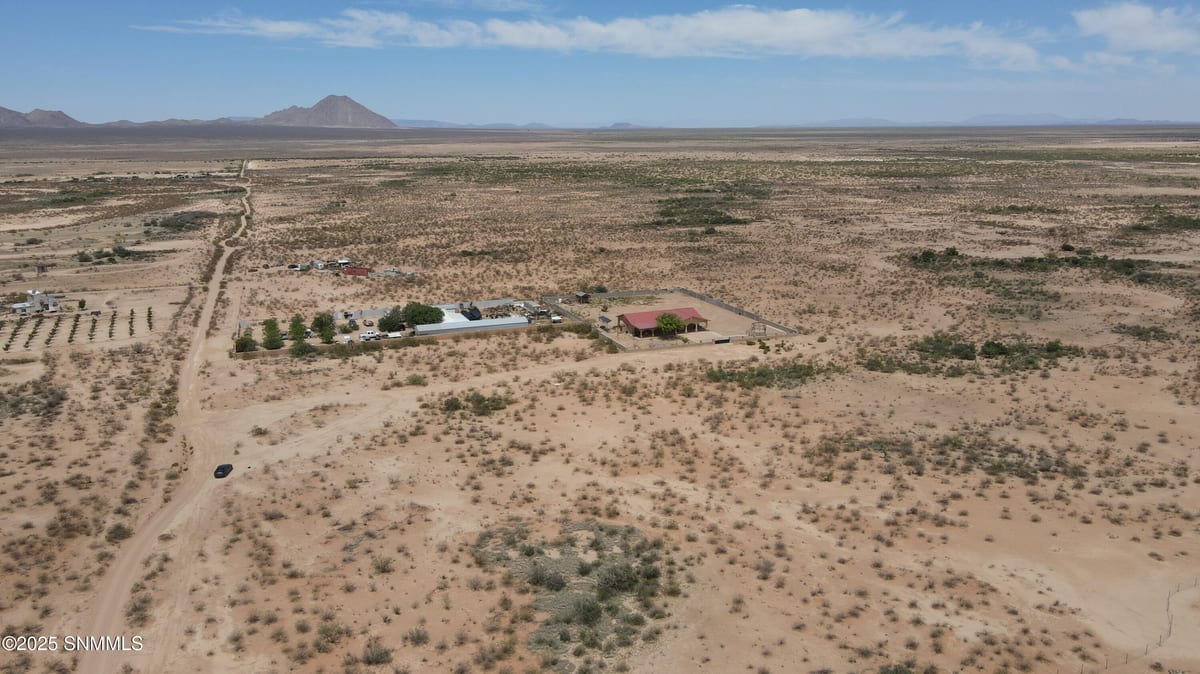 82 Outback Drive, Las Cruces, NM 88012 photo 3