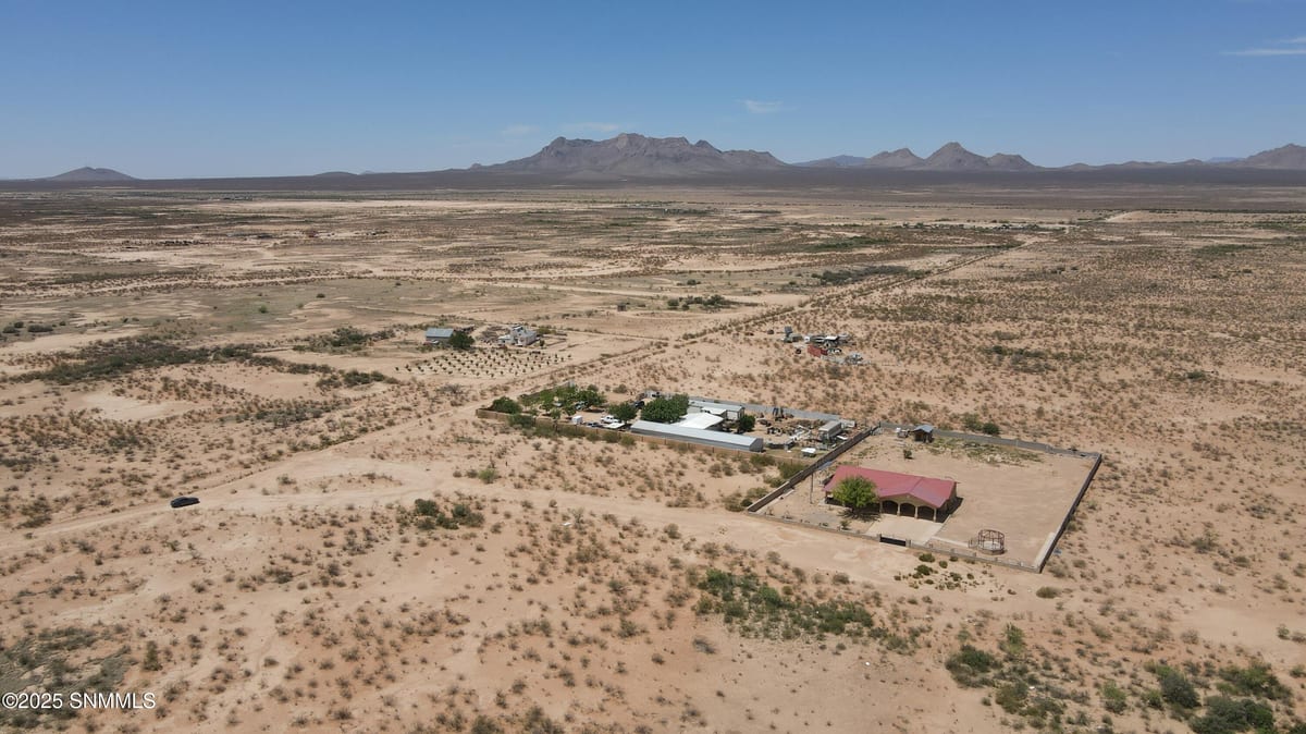 82 Outback Drive, Las Cruces, NM 88012 photo 4