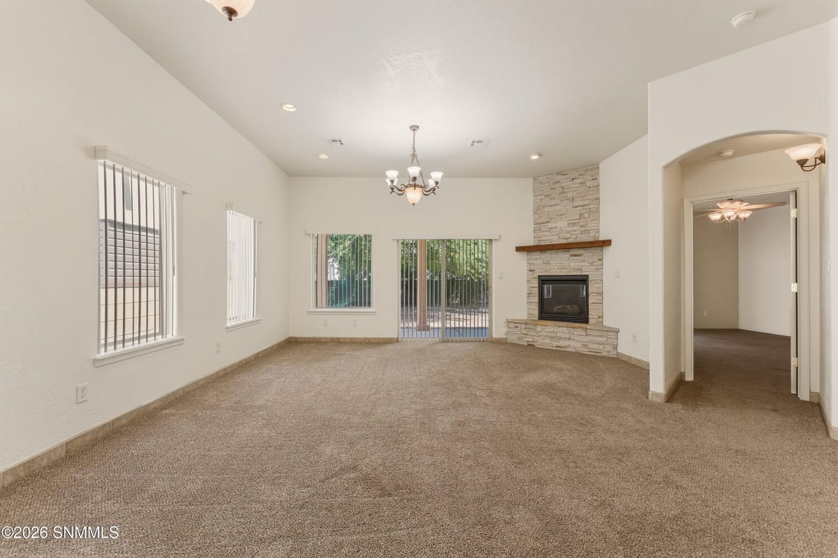 2027 Cotton Avenue, Las Cruces, NM 88001 photo 9