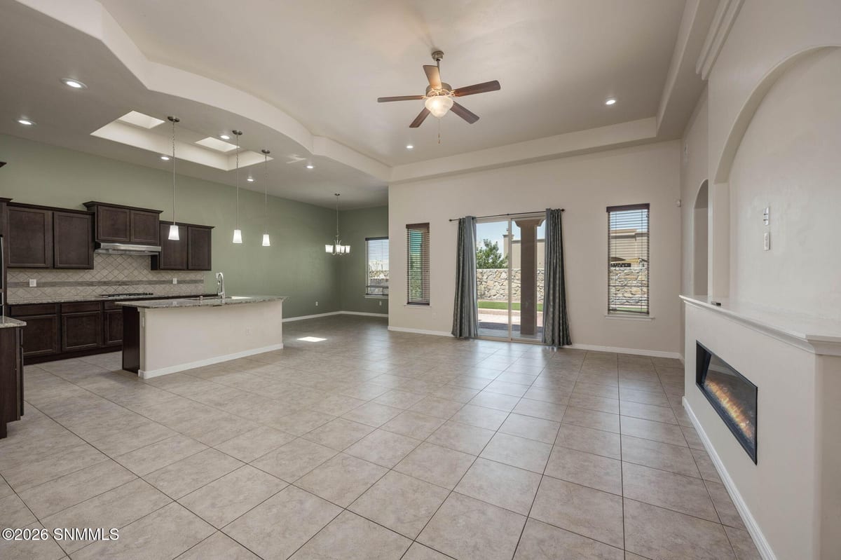 4256 Canterra Arc, Las Cruces, NM 88011 photo 3