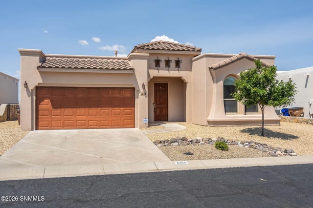 4256 Canterra Arc, Las Cruces, NM – 3 bedroom, 1,834 sqft single family residence for sale at $395,000