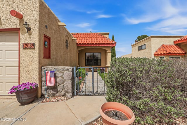 2089 Pine Needle Way, Las Cruces, NM – 2 bedroom, 1,016 sqft townhouse for sale at $230,000