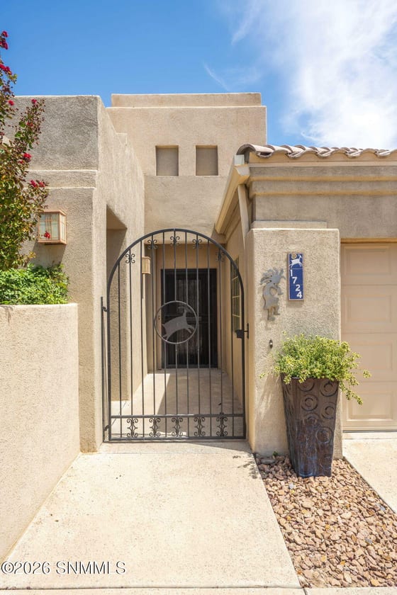 1724 Boulders Drive, Las Cruces, NM 88011 photo 3