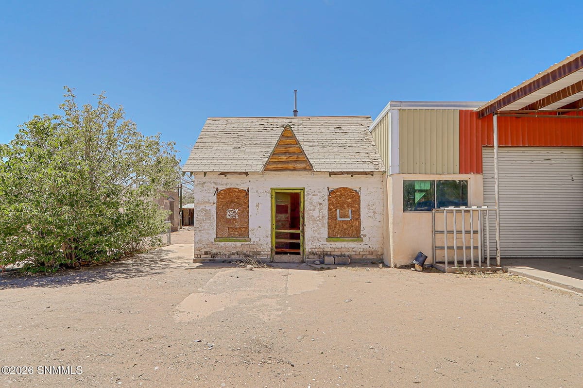 8835 Highway 187, Garfield, NM 87936 photo 6