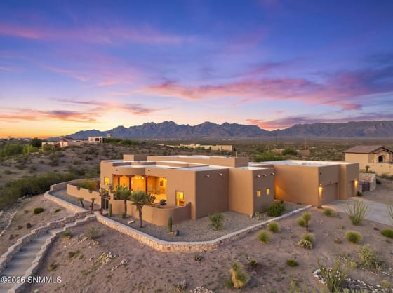5637 Via Estrella, Las Cruces, NM 88011 photo 2