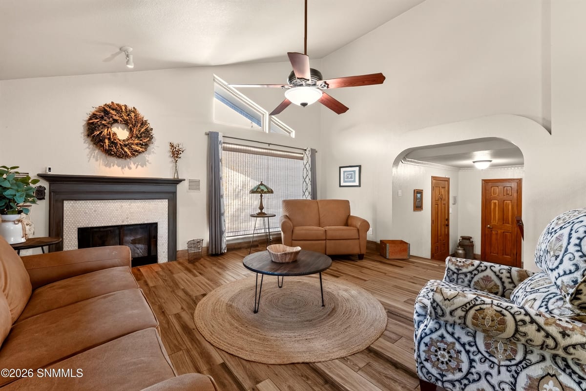 3020 Mimosa Lane, Las Cruces, NM 88001 photo 8