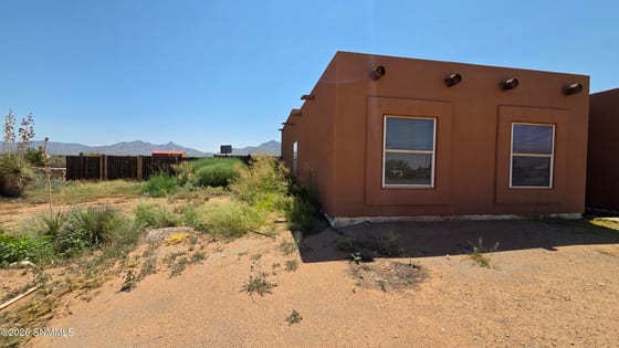 6398 Wagons East Trail, Las Cruces, NM 88012 photo 5
