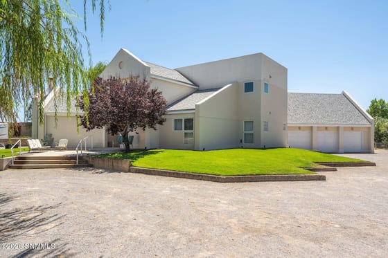 140 Horseshoe Circle, Las Cruces, NM 88007 photo 3