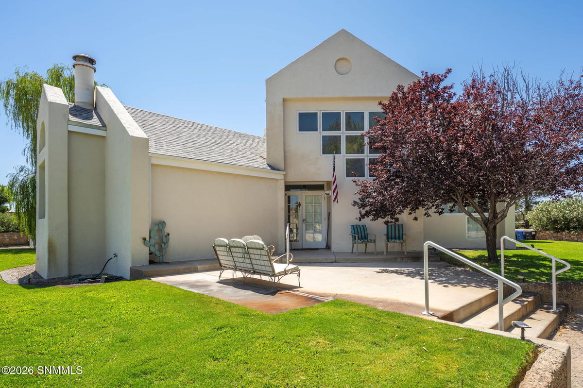 140 Horseshoe Circle, Las Cruces, NM 88007 photo 4
