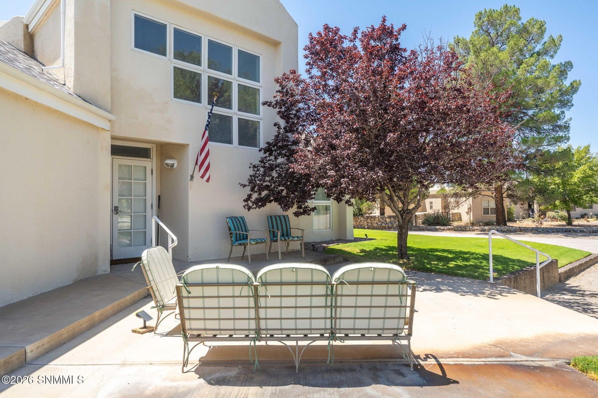 140 Horseshoe Circle, Las Cruces, NM 88007 photo 5