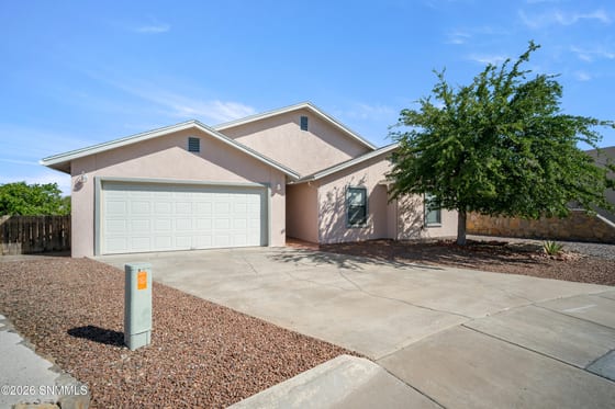2123 Benton Avenue, Las Cruces, NM 88001 photo 3