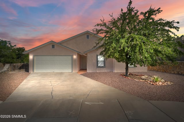 2123 Benton Avenue, Las Cruces, NM – 3 bedroom, 1,501 sqft single family residence for sale at $265,000