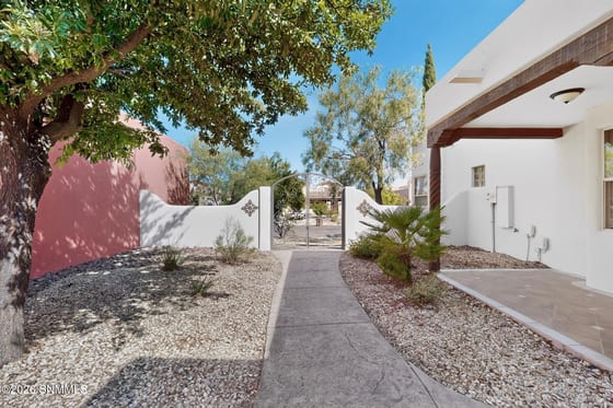 4378 Nambe Arc, Las Cruces, NM 88011 photo 2
