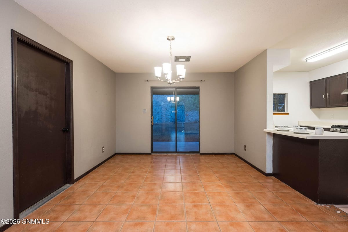 2176 Pioneer Avenue, Las Cruces, NM 88011 photo 11