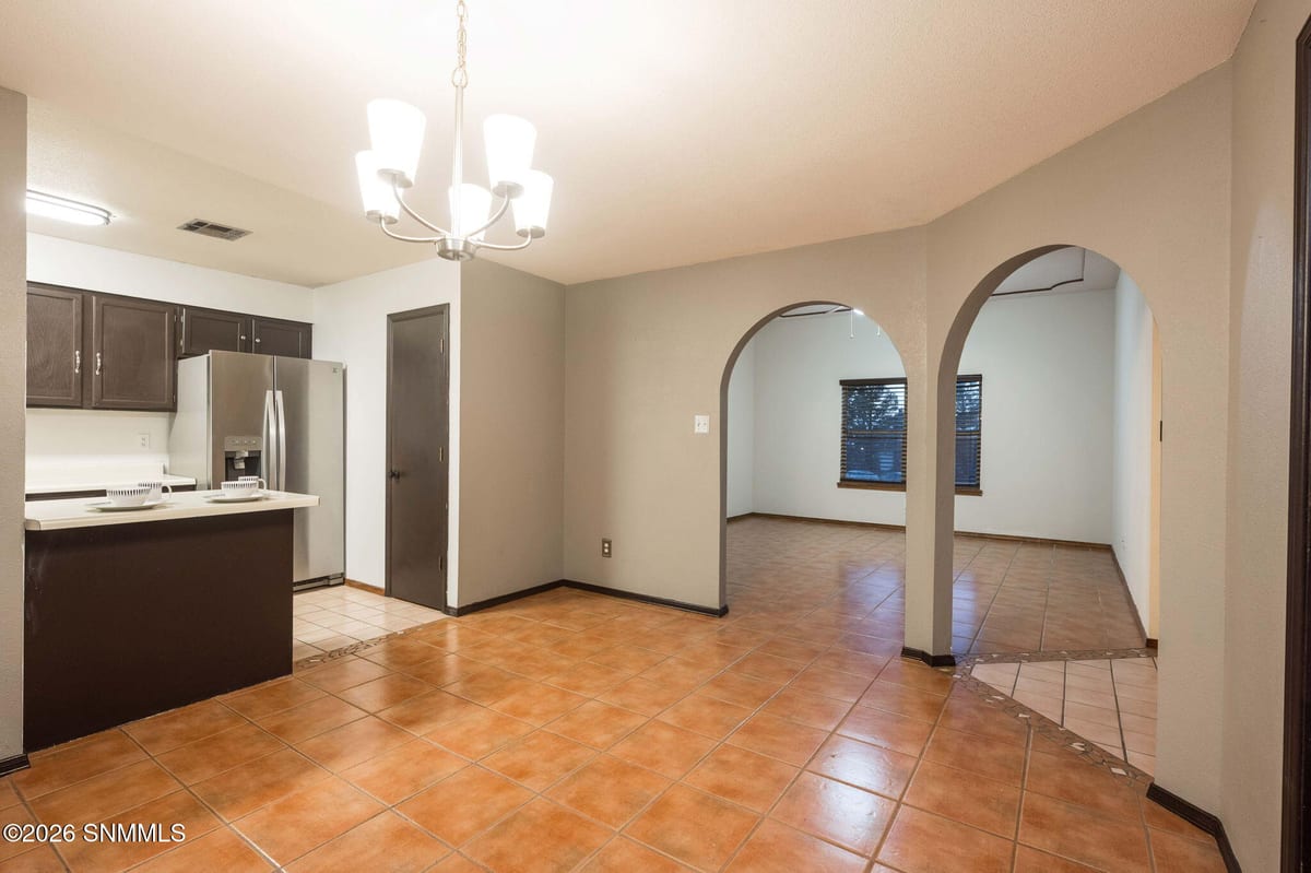 2176 Pioneer Avenue, Las Cruces, NM 88011 photo 12