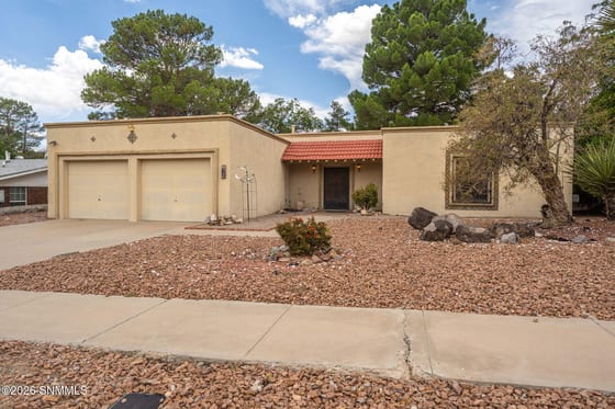 1716 Pomona Drive, Las Cruces, NM 88011 photo 2