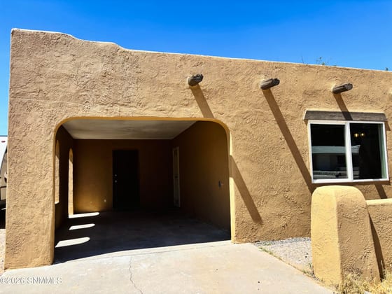 1605 Juniper Avenue, Las Cruces, NM 88001 photo 4