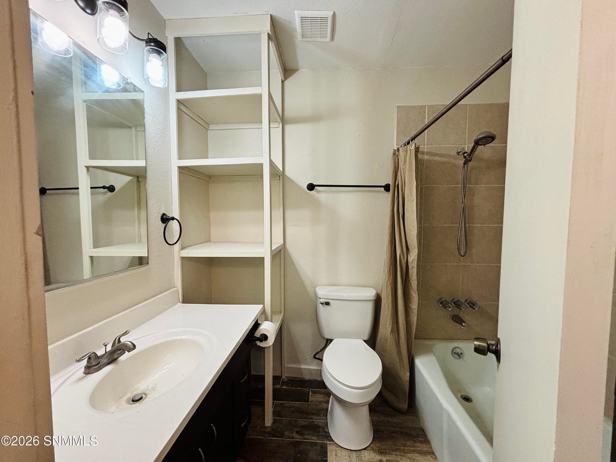 1605 Juniper Avenue, Las Cruces, NM 88001 photo 10