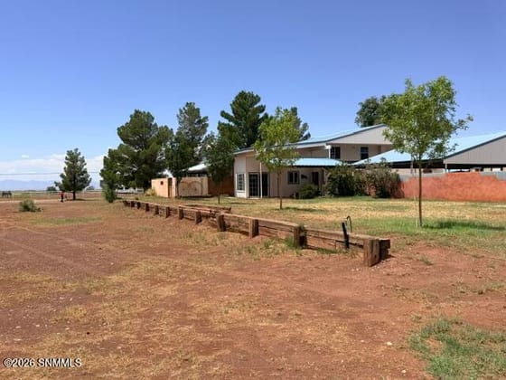 98 Jim Day Lane, Tularosa, NM 88352 photo 2