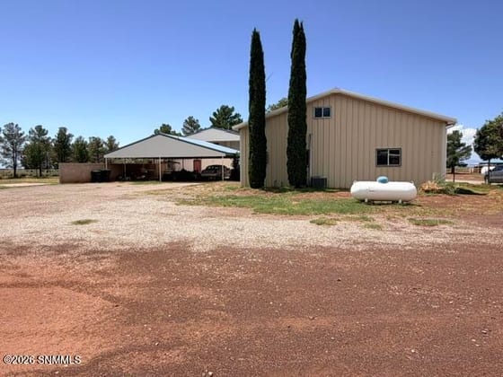 98 Jim Day Lane, Tularosa, NM 88352 photo 4