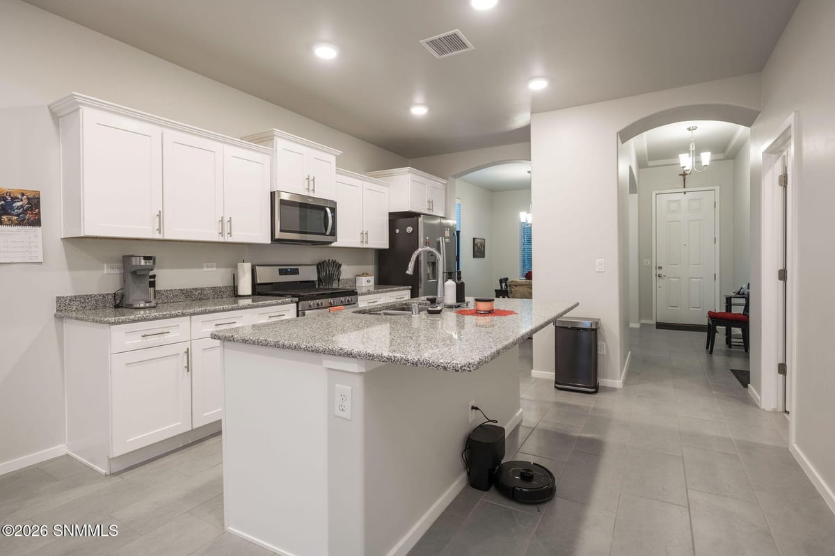 3804 Silverwood Road, Las Cruces, NM 88012 photo 8