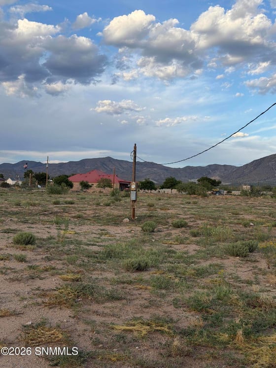 6693 Jack Rabbit Road, Las Cruces, NM 88012 photo 4