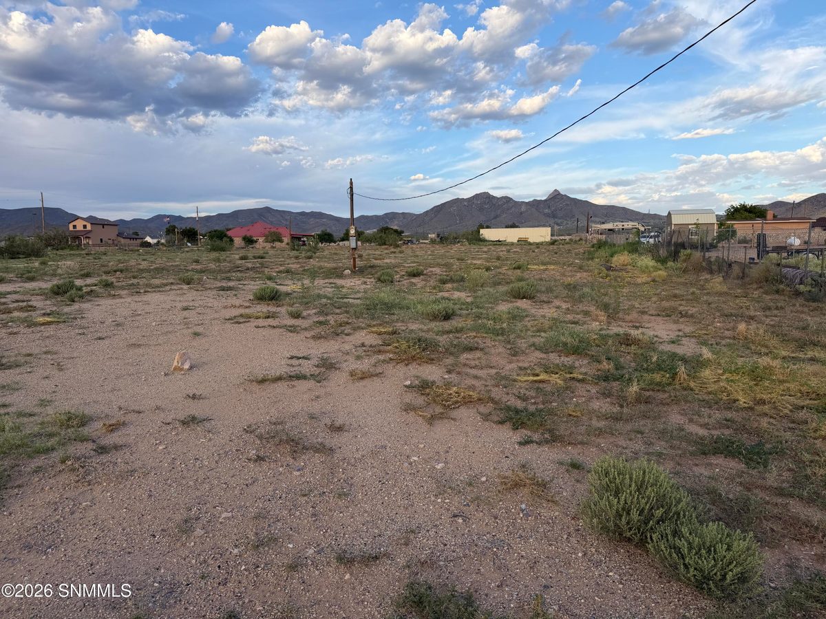 6693 Jack Rabbit Road, Las Cruces, NM 88012 photo 6