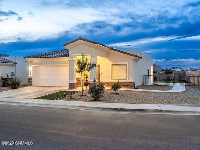 3801 Gibraltar Road, Las Cruces, NM – 3 bedroom, 1,640 sqft single family residence for sale at $345,000