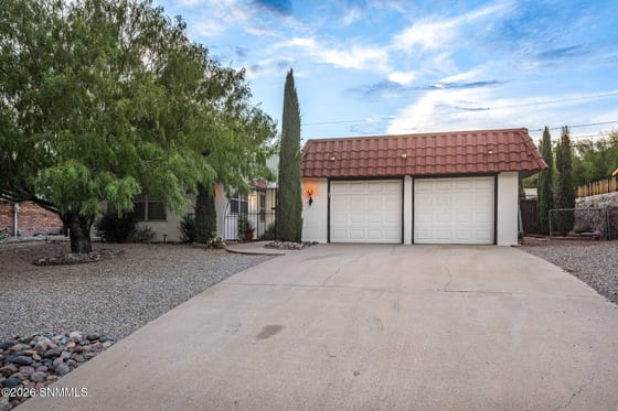 1714 Royal Drive, Las Cruces, NM 88011 photo 2