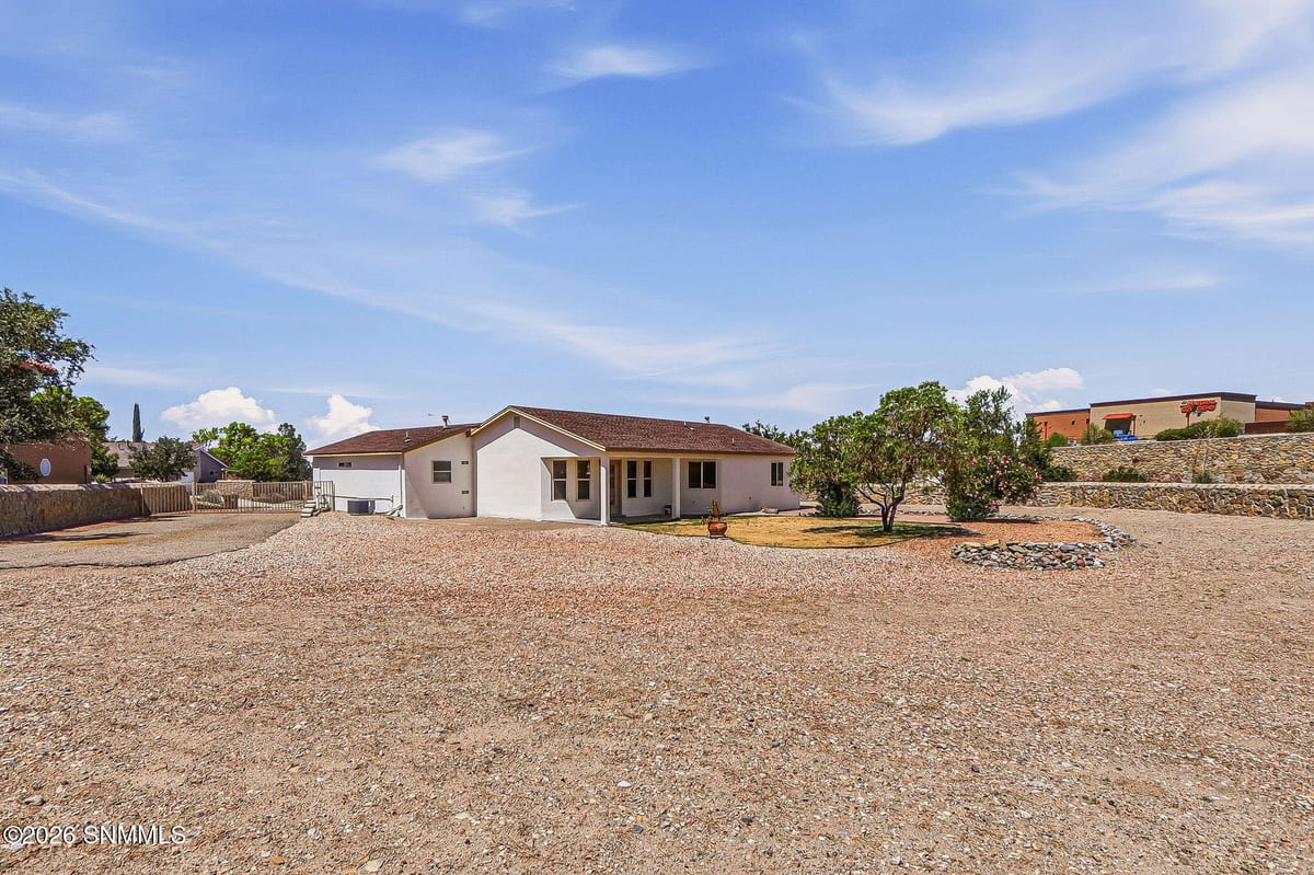 3365 Chimney Rock Road, Las Cruces, NM 88011 photo 13